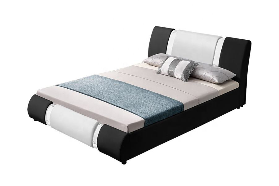 1146 Cojín decorado con hilo plateado Cama tapizada