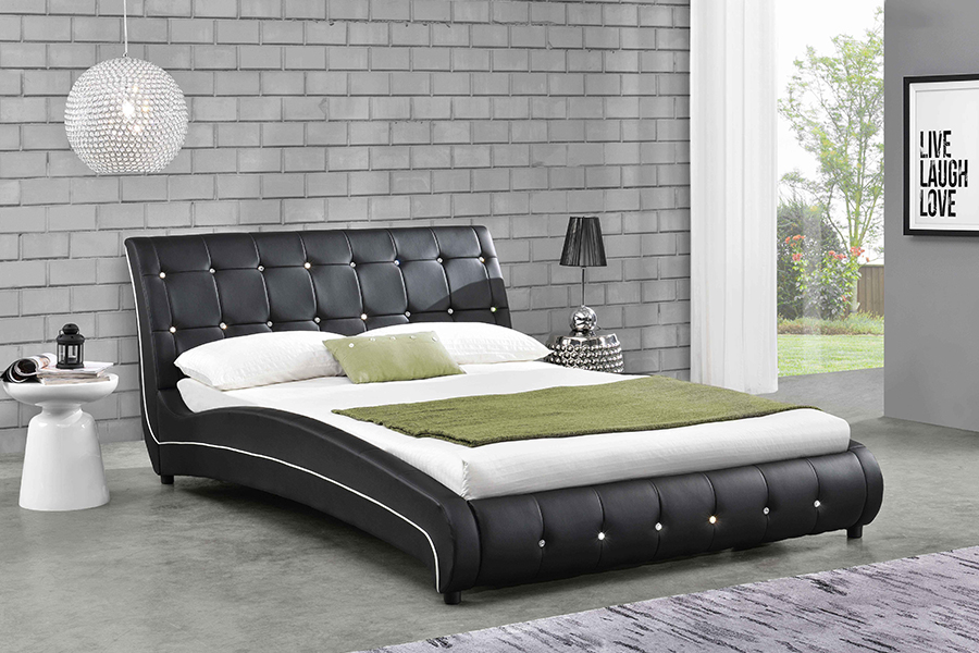 1144 Estructura de madera maciza Decoración de diamantes Cama tapizada