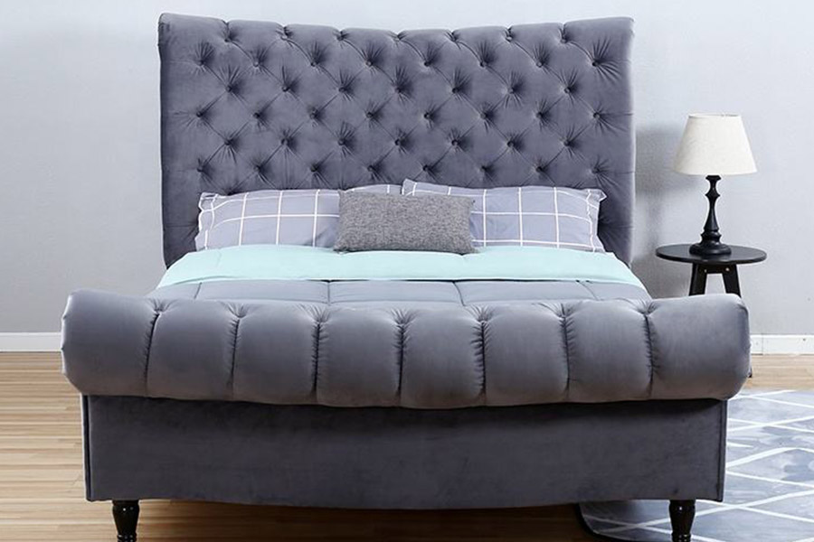 1393 Cama trineo con cabecera alta de lujo Cama tapizada