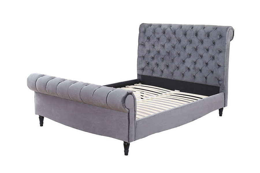 1393 Cama trineo con cabecera alta de lujo Cama tapizada