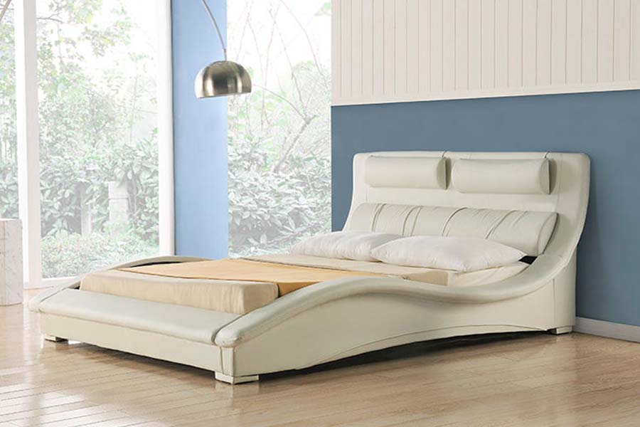 Cama tapizada de cuero de diseño curvo clásico 1840