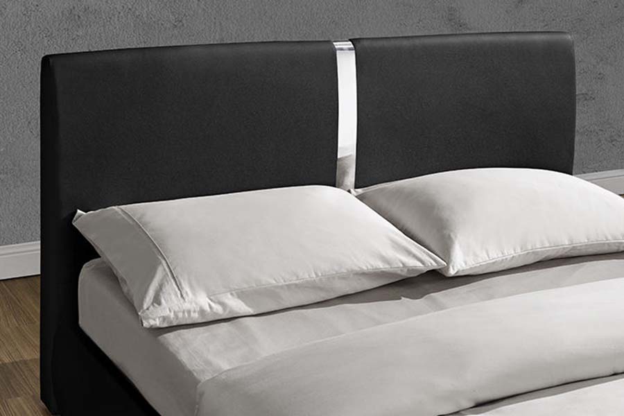 1859 Cama tapizada en cuero suave con estructura de madera maciza