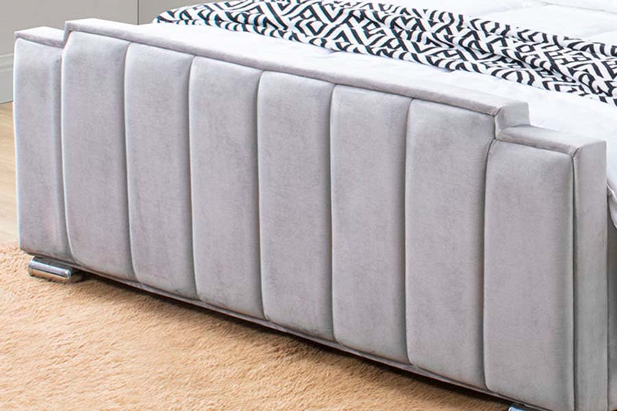 Cama tapizada tapizada en terciopelo de calidad 1562