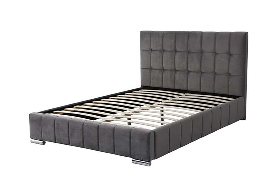 Cama tapizada en tela de terciopelo con cabecera de bloque cuadrado 1555