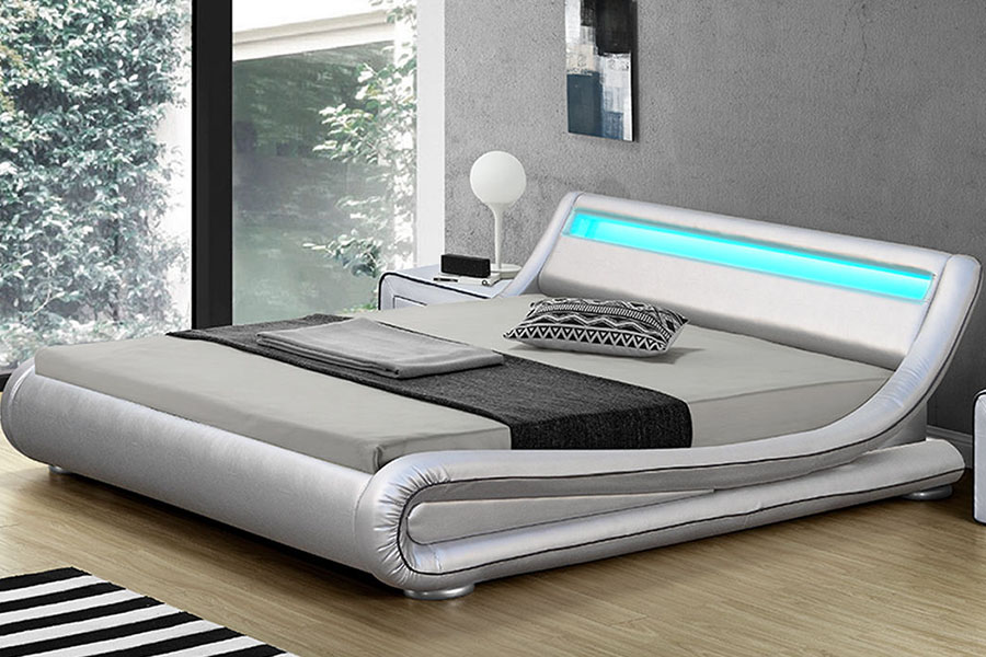 1137-1 Estructura de cama tapizada en cuero con almacenamiento King Smart LED