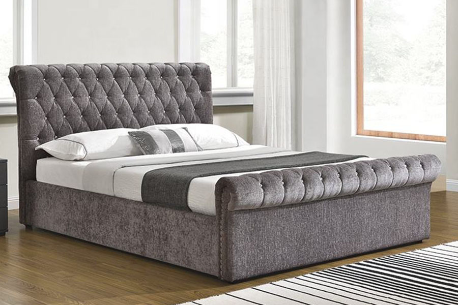 Cama otomana con almacenaje de cristal y terciopelo triturado Chesterfield 1153G
