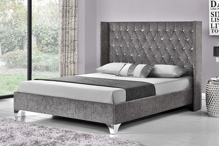 Cama con almacenaje y elevación a gas de terciopelo con ala lateral y botones 1152G