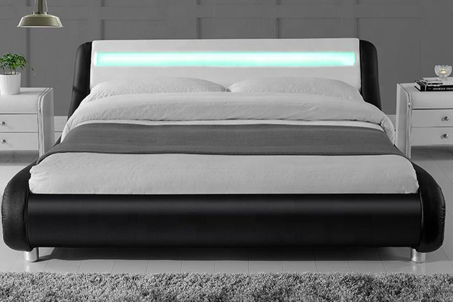 1140-1 Estructura de cama tapizada con LED de cuero sintético en dos tonos