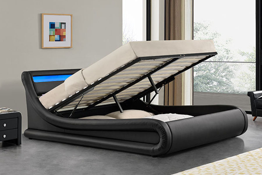 Marco de cama tapizado en cuero PU con tamaño King LED otomano 1138G