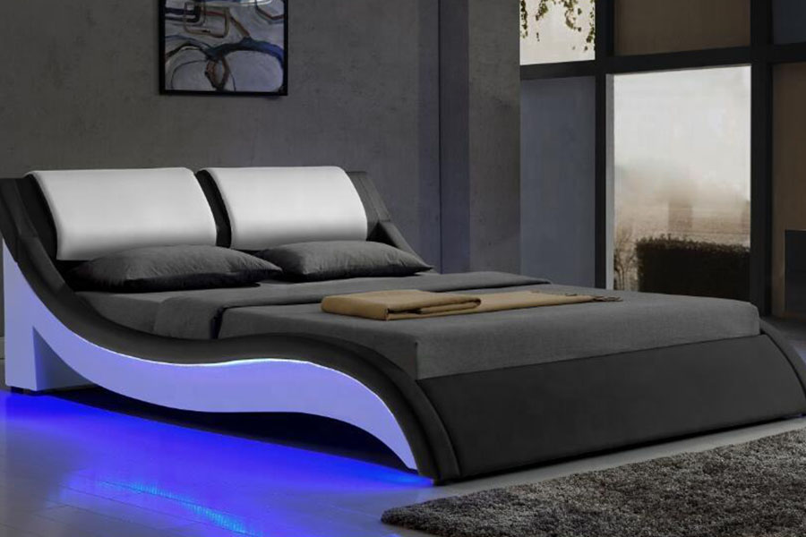 1187-1 Marco de cama tapizado King de cuero con LED en forma de S italiano