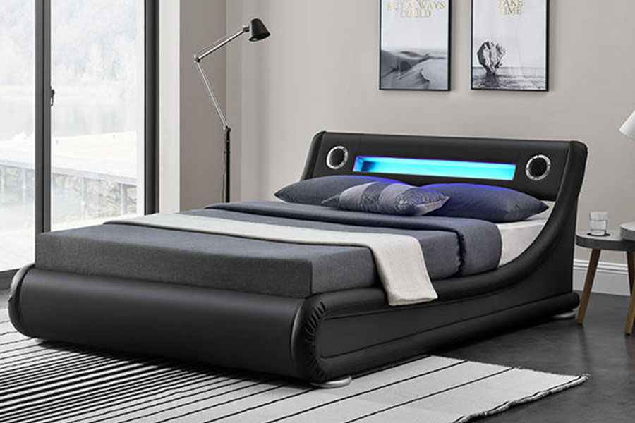 1324-1GS Precioso altavoz LED, marco de cama tapizado con almacenamiento y elevación a gas de cuero