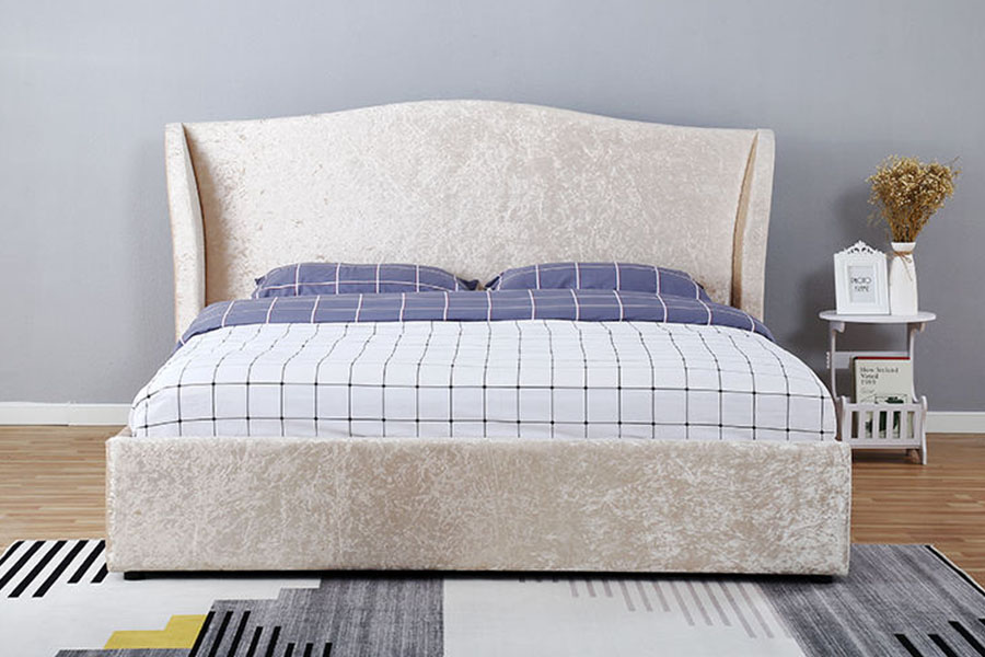 Estructura de cama con almacenamiento tapizada otomana con acabado en ostra y terciopelo champán 1320G
