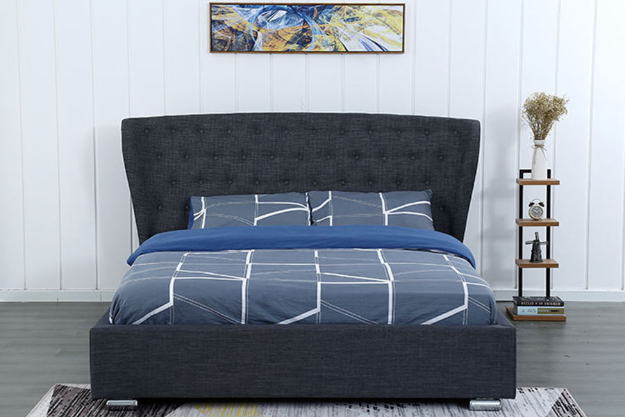 1292G Cama Europea Wingback Tapizada con Patas de Madera Abotonadas en Lino Gris