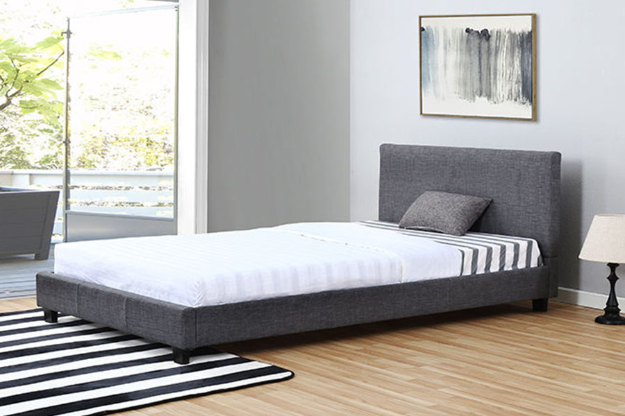 1334-1-2 Elegante estructura de cama doble tapizada con LED en tela de lino
