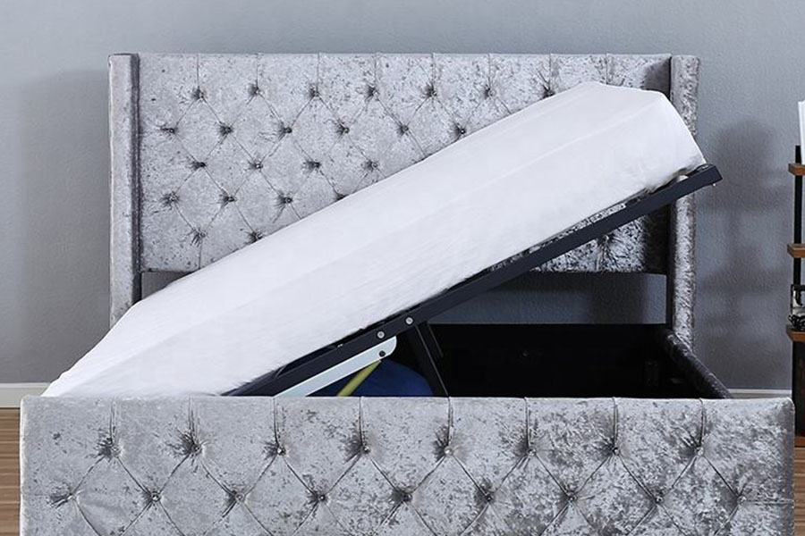 1290-1G Estructura de cama con almacenamiento de madera y diamantes alados LED de terciopelo plateado